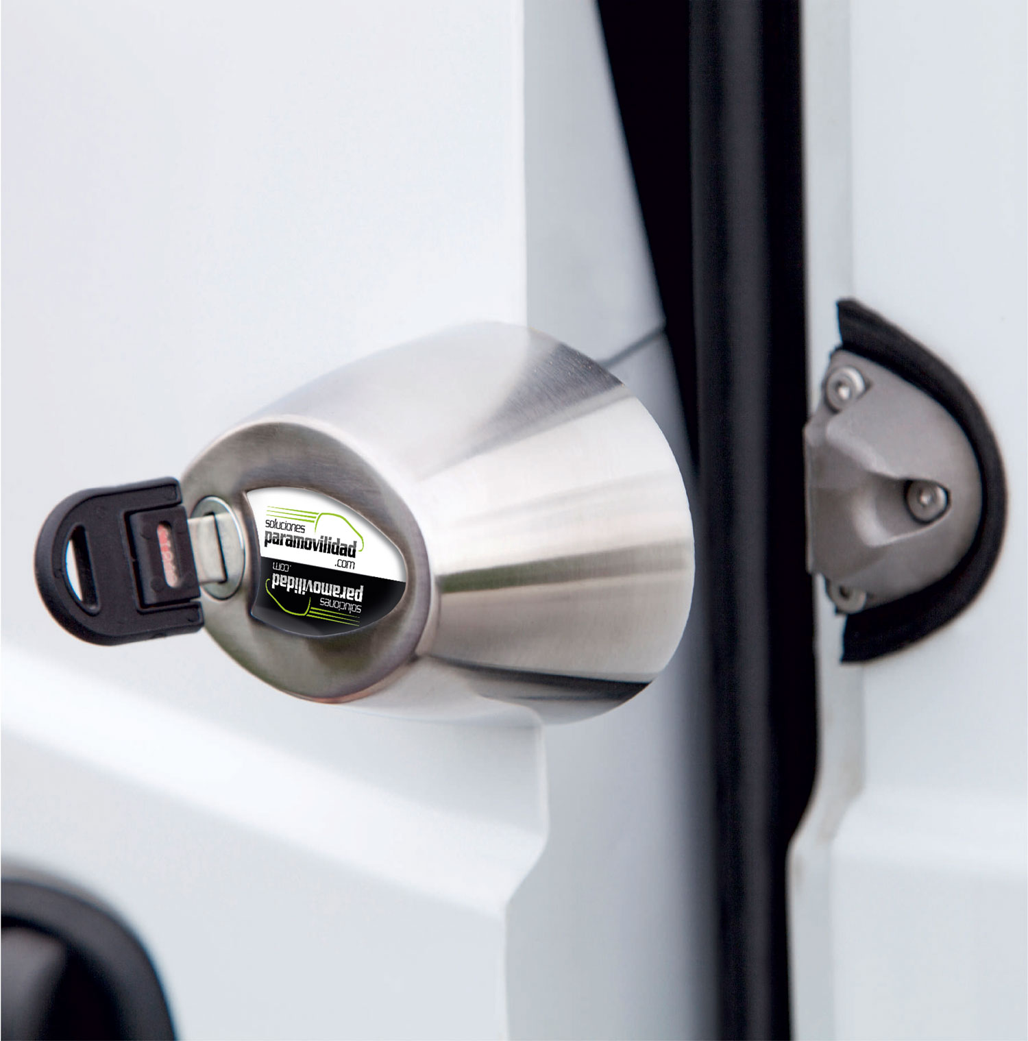 Cerradura DOBLE de cierre automático puertas traseras y lateral de seguridad  para vehículos by SPM - Soluciones para movilidad